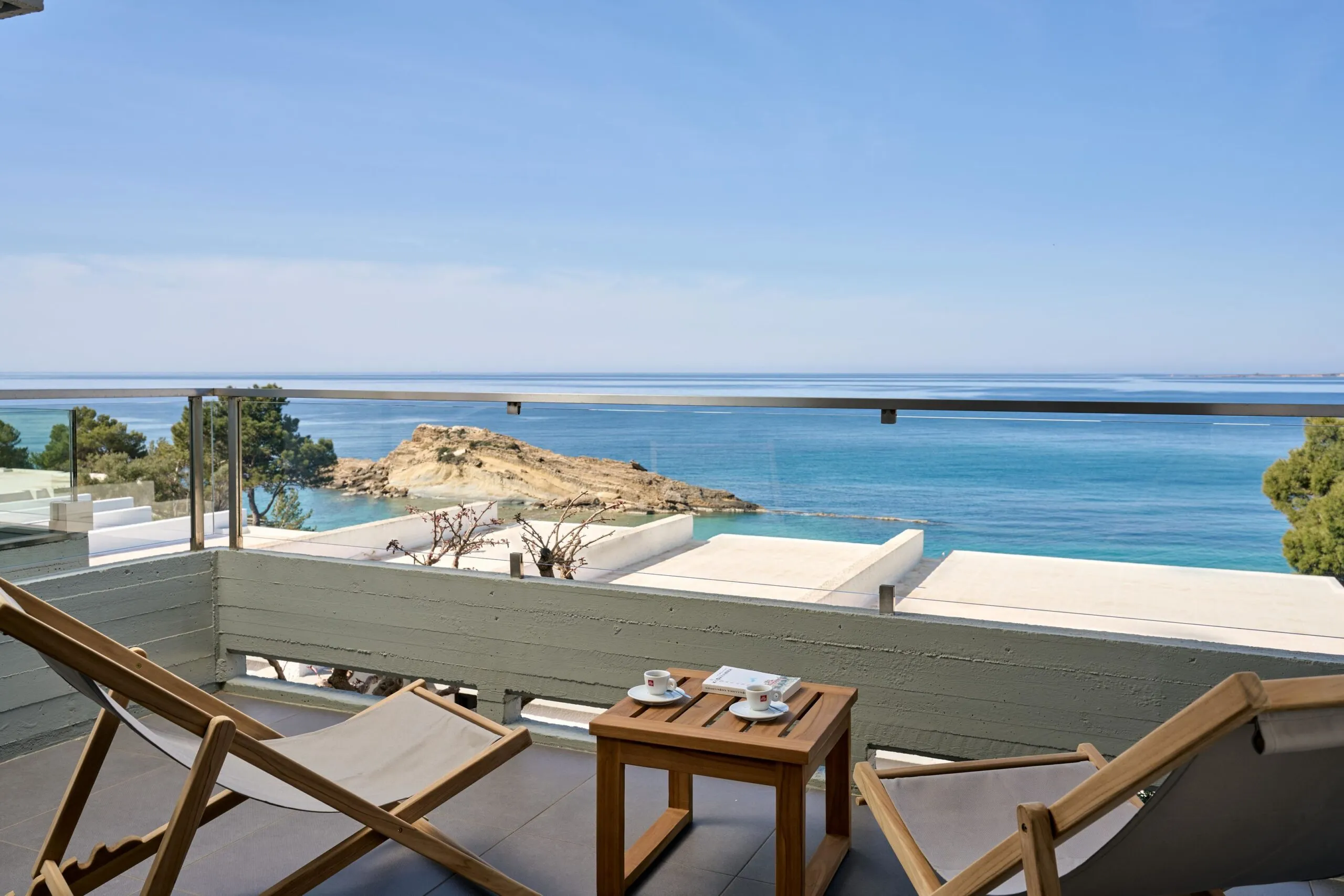 White Rocks Hotel Kefalonia — RV