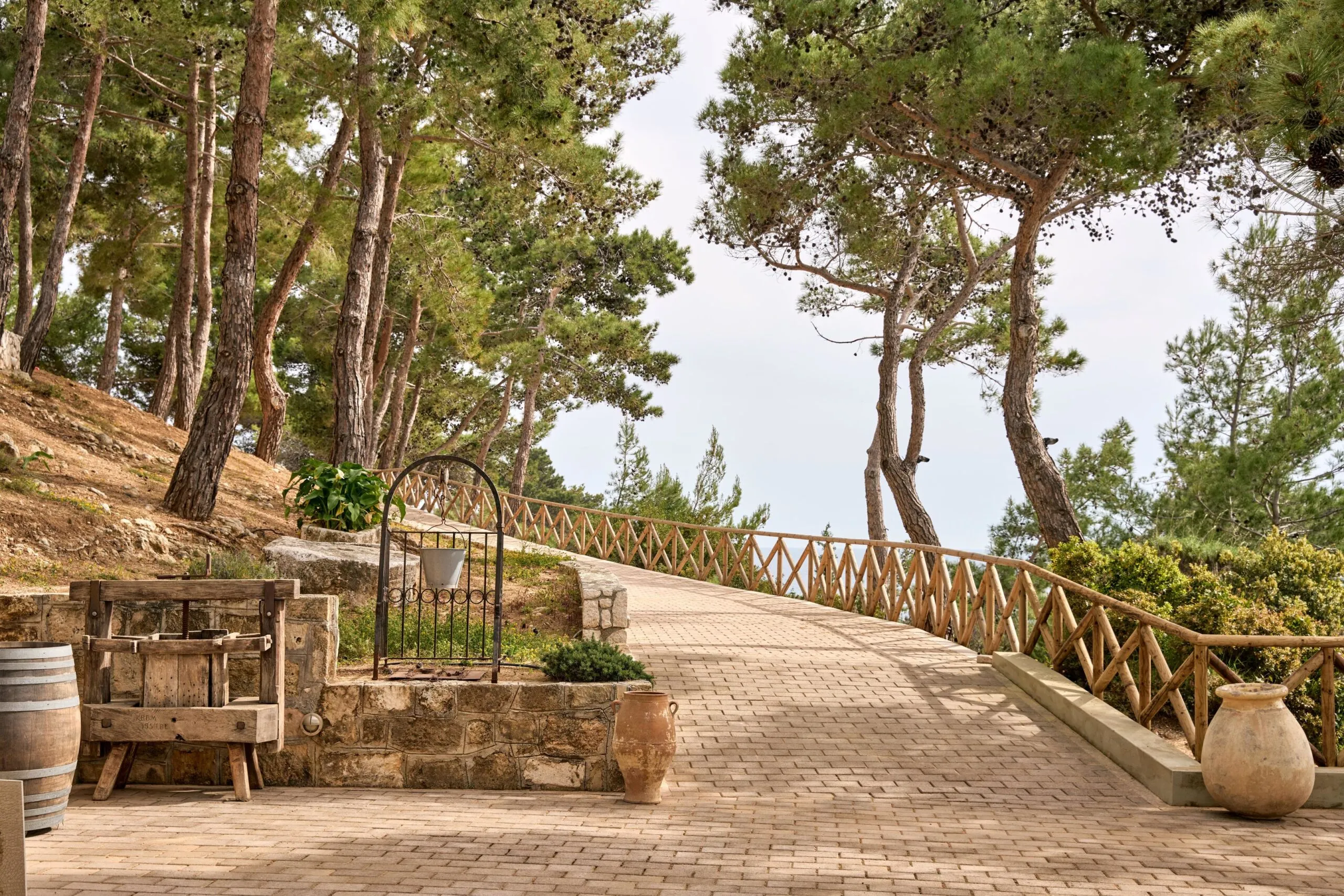 White Rocks Hotel Kefalonia — LS